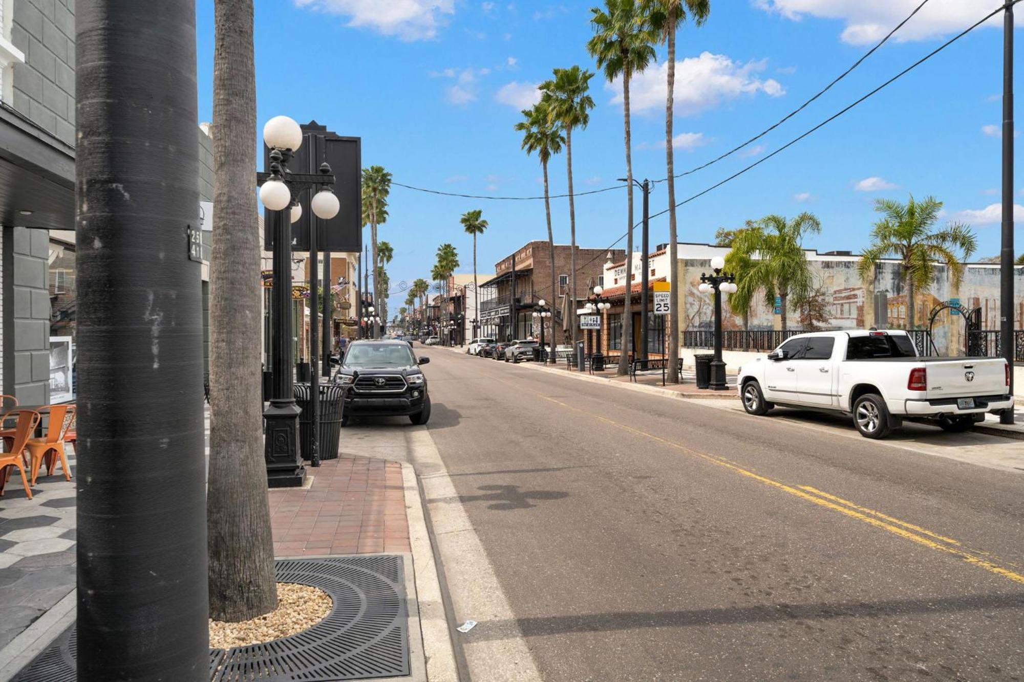 New! Sangria Suite - Upscale Ybor City Studio, Right On 7Th Ave Τάμπα Εξωτερικό φωτογραφία